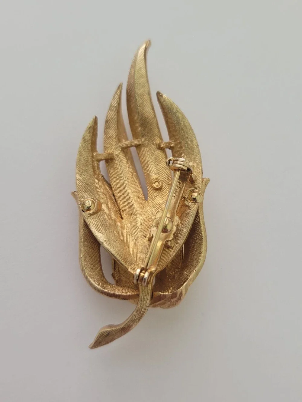 Vintage Signed Coro Fern Leaf Brooch Pin Gold Tone MCM Statement Feminine